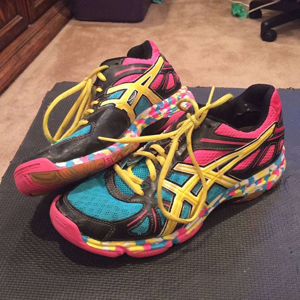 ASICS Volleyball shoes